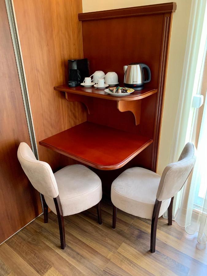A01 Setany-Silverine Apartmanhaz-Orzoett Parkoloval Balatonfüred Exteriér fotografie