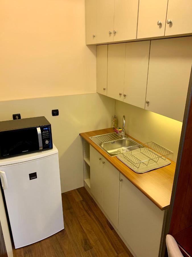 A01 Setany-Silverine Apartmanhaz-Orzoett Parkoloval Balatonfüred Exteriér fotografie